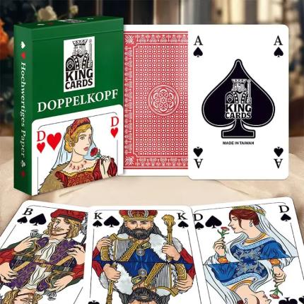 Jogo de cartas alem&#xE3;o Doppelkopf jogando cartas