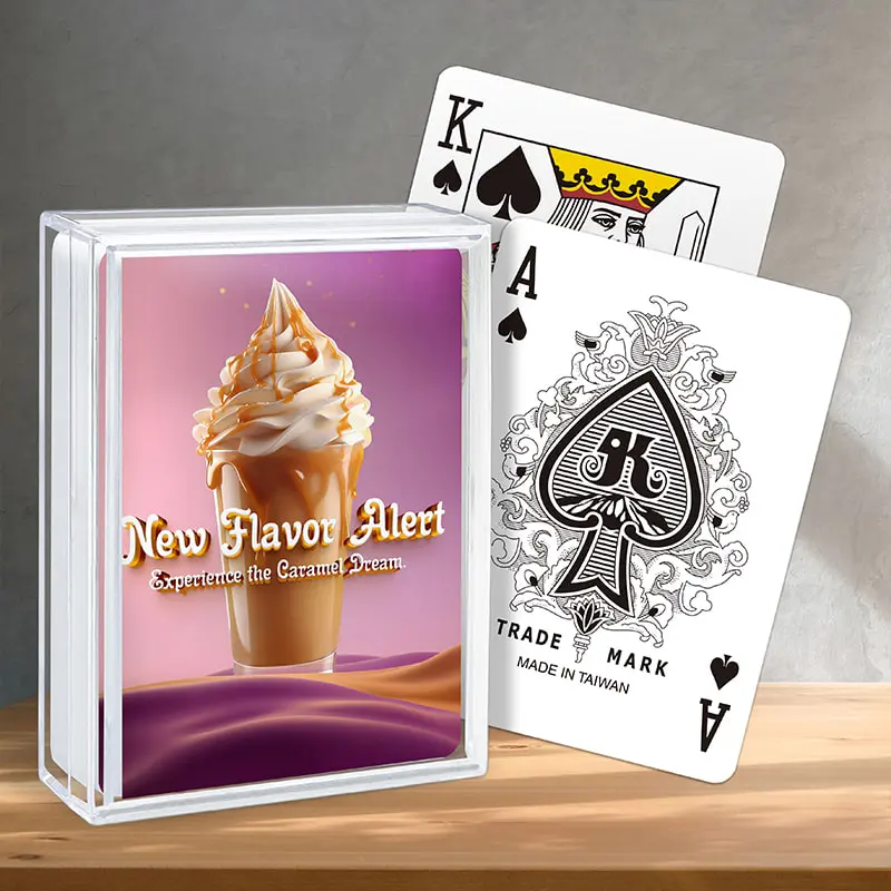 Carte da gioco personalizzate - Carta da 310 g/m² in scatola di plastica formato poker P302 - Lancio di nuovi prodotti