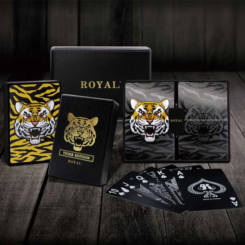 Royal durable plastic box with black playing cards Wild x Majesty x Powerful